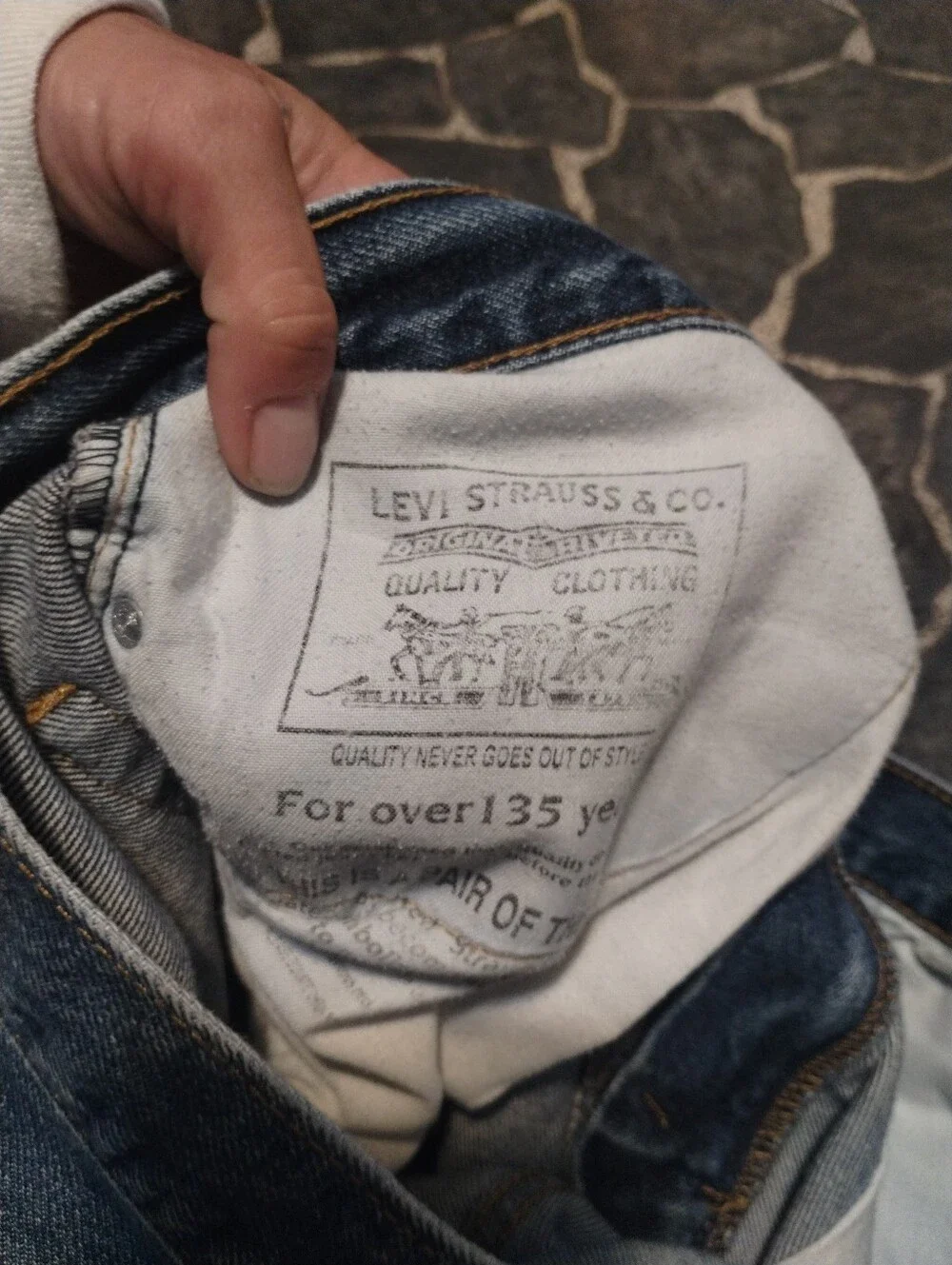 LEVIS 505 Red tab Mens jeans 34 x 32  Made in the USA 90s VINTAGE